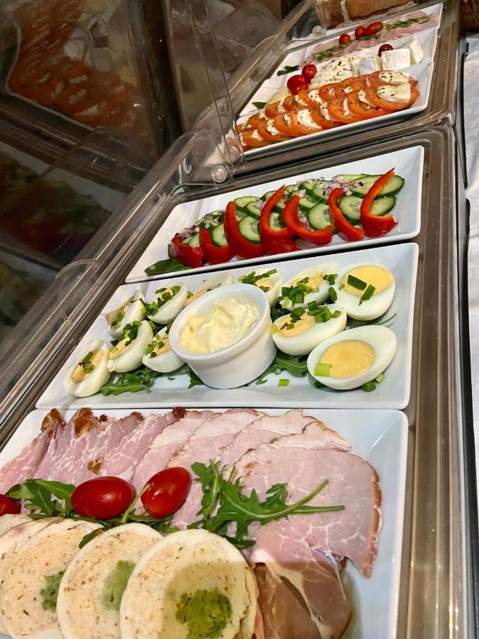 Hotel Piast Slupsk Ngoại thất bức ảnh
