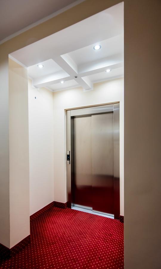Hotel Piast Slupsk Ngoại thất bức ảnh